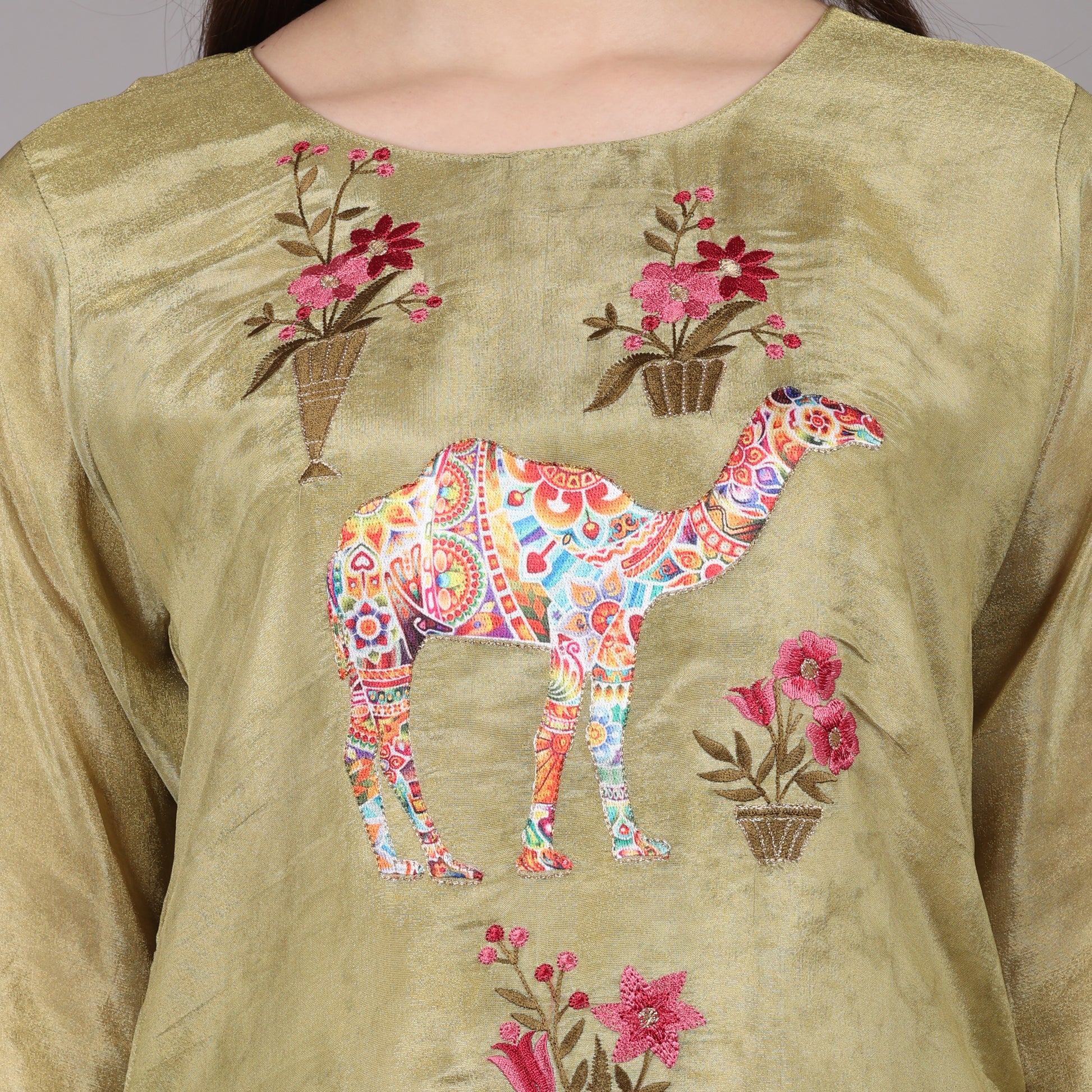 Trendy green tissue silk kurta set, ideal for weddings, celebrations, and special gatherings.