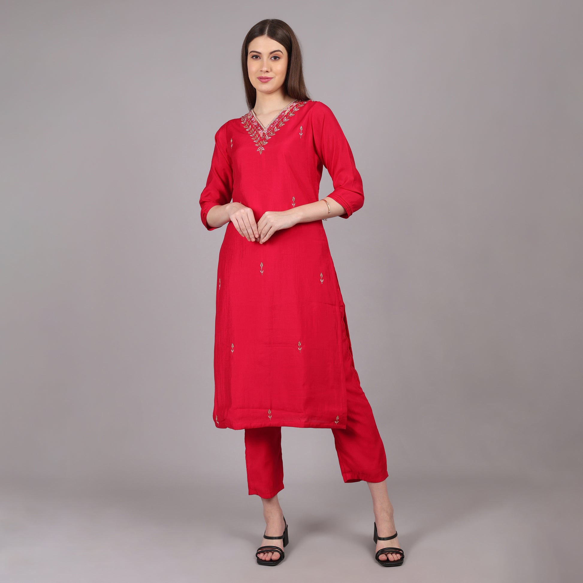 Graceful magenta Gajji silk kurta set, ideal for celebrations, parties, and special gatherings.