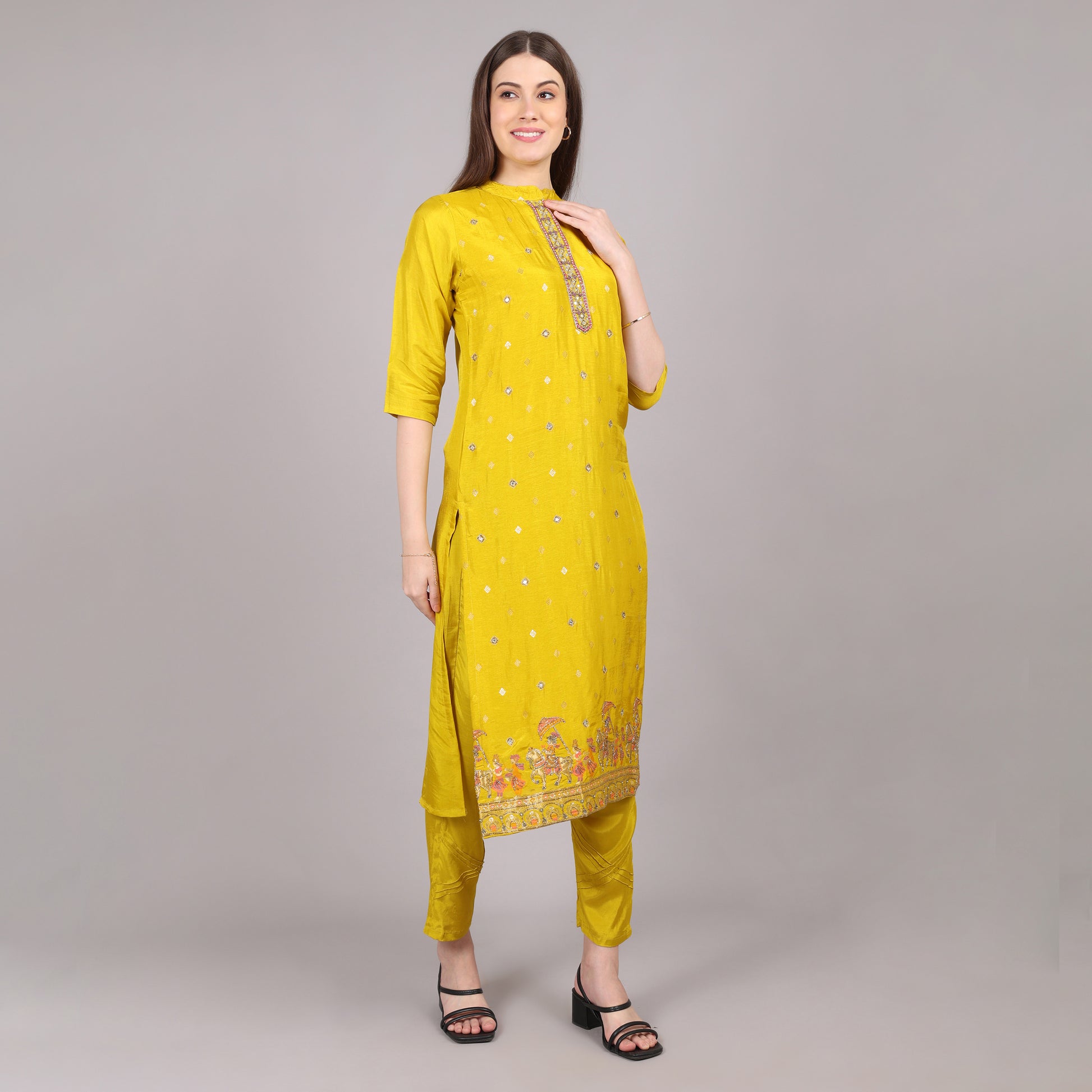 Trendy Palki handwork kurta set adorned with exquisite detailing, ideal for a timeless ethnic ensemble.