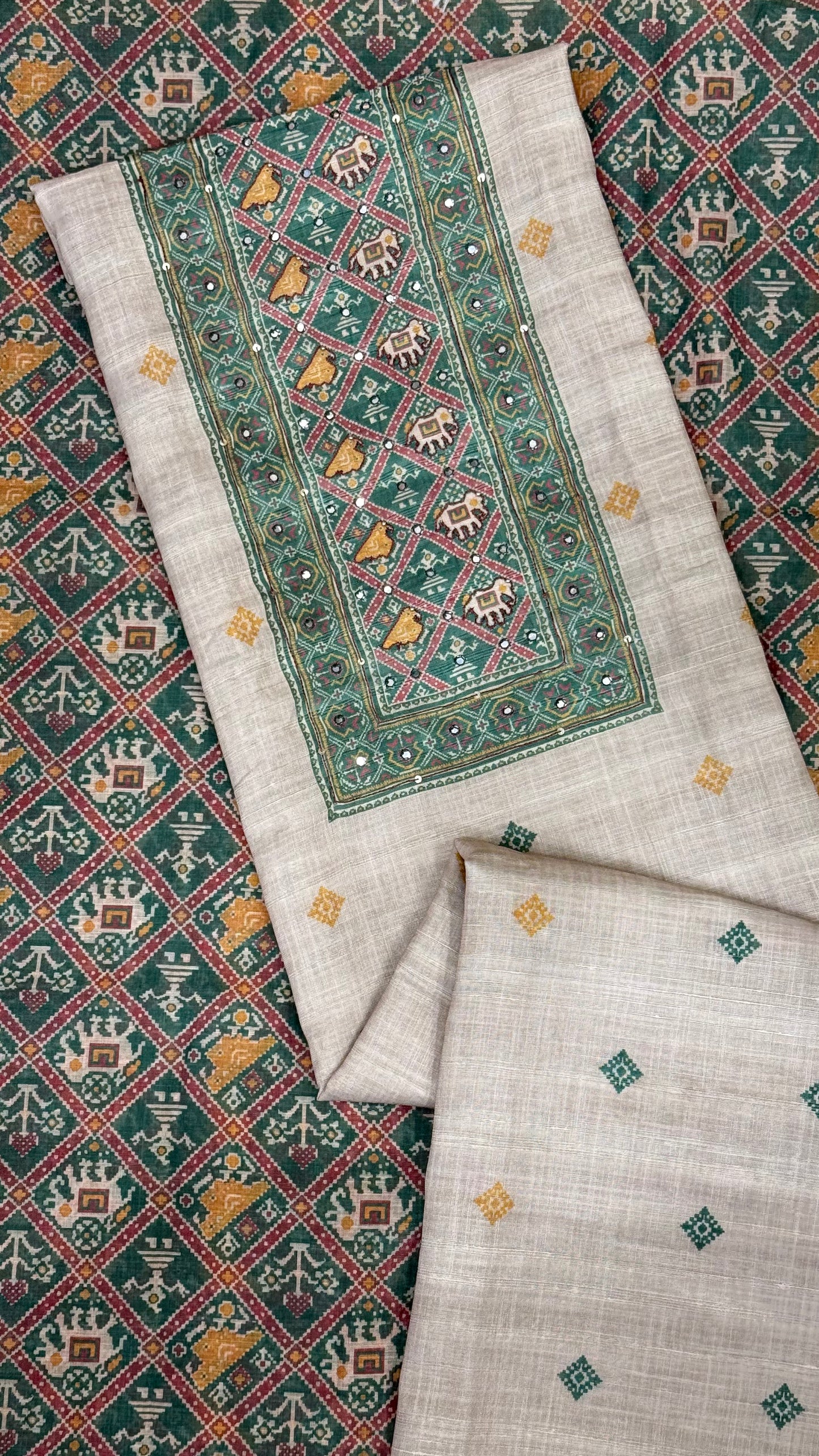 Classic Emerald Green & Ivory Patola Suit Set
