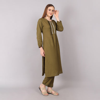 Trendy mud green organic cotton kurta set, blending eco-friendly fashion with timeless elegance.