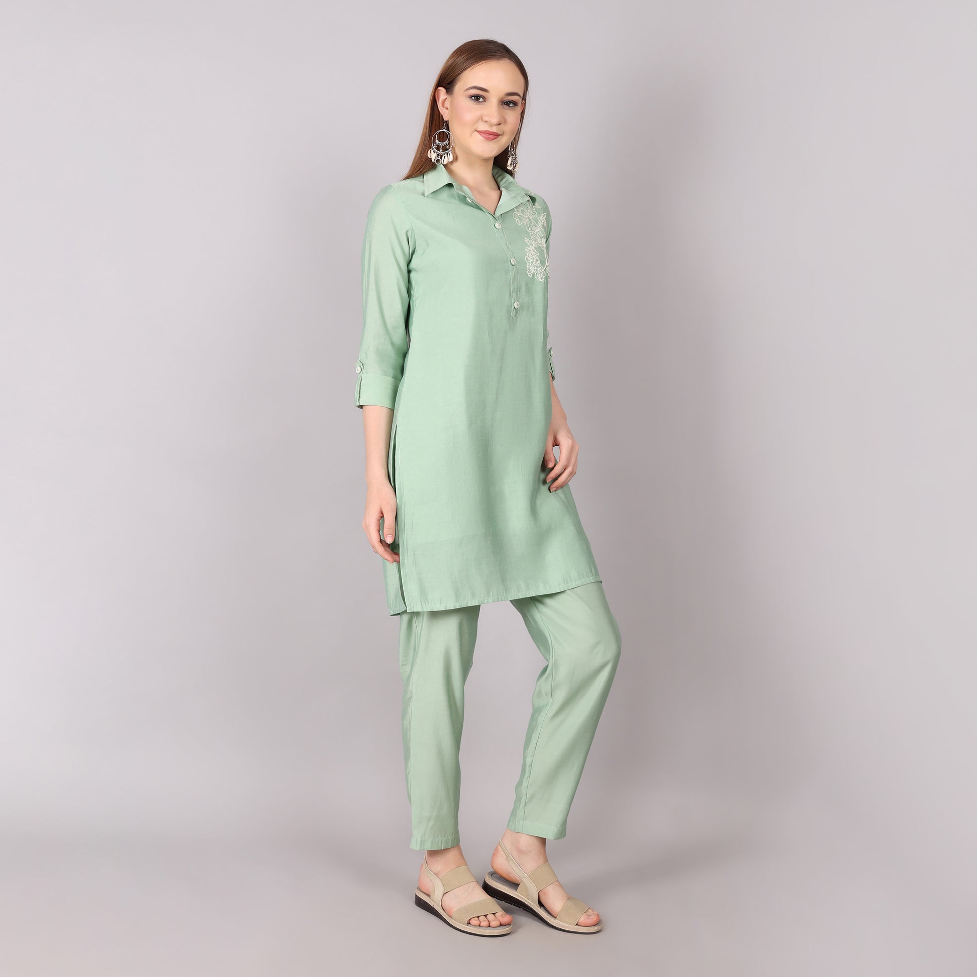 Stylish and versatile ice green co-ord set, blending contemporary fashion with timeless charm.
