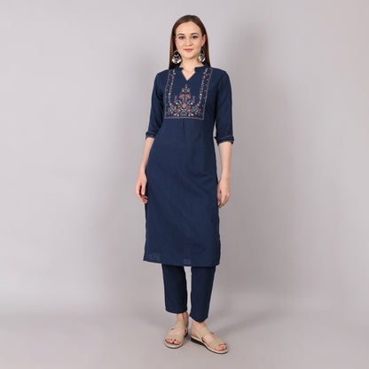 Trendy navy workwear kurta set with a refined silhouette, perfect for a polished and effortless look.
