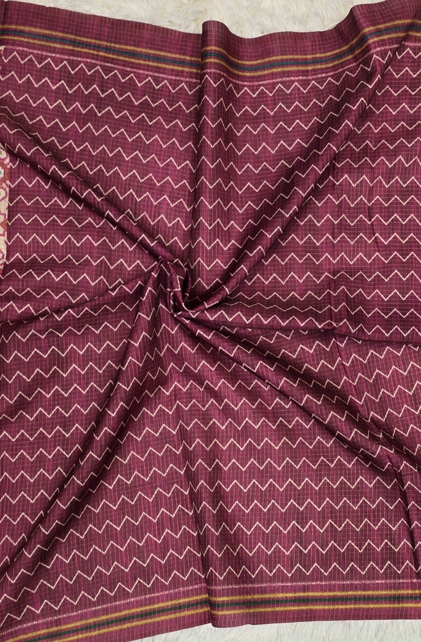 Elegant Cream & Deep Magenta Tussar Silk Patola Print Saree